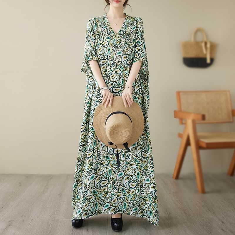 Summer V-neck Large Size Loose Literary Vacation Style Dresses