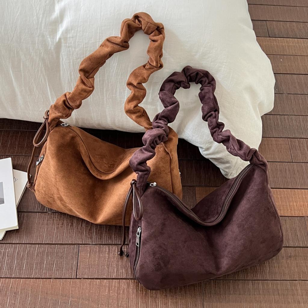 Korean retro single shoulder bag for women, lazy style, deerskin fleece drawstring shoulder strap, crossbody bag, large capacity underarm commuter bag