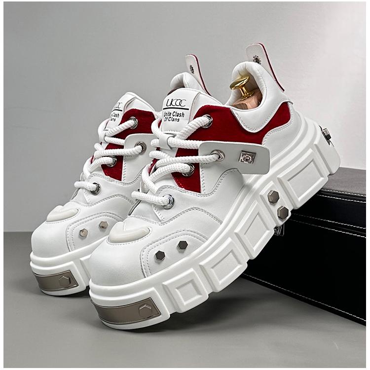 Nouvelles Baskets Décontractées Homme Automne/Hiver à Semelles Épaisses Confortables Chaussures d'Extérieur Antidérapantes et Résistantes à l'Usure Tendances et à la Mode