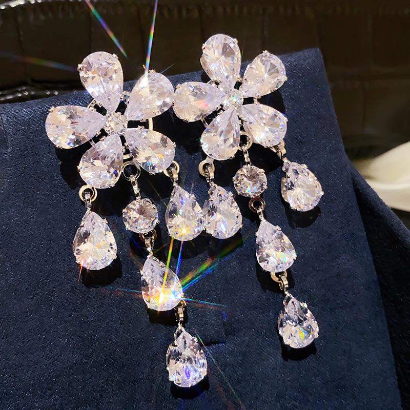 Gold-Plated Vintage Bow Pearl Earrings - Luxury Niche Design Stud Jewelry