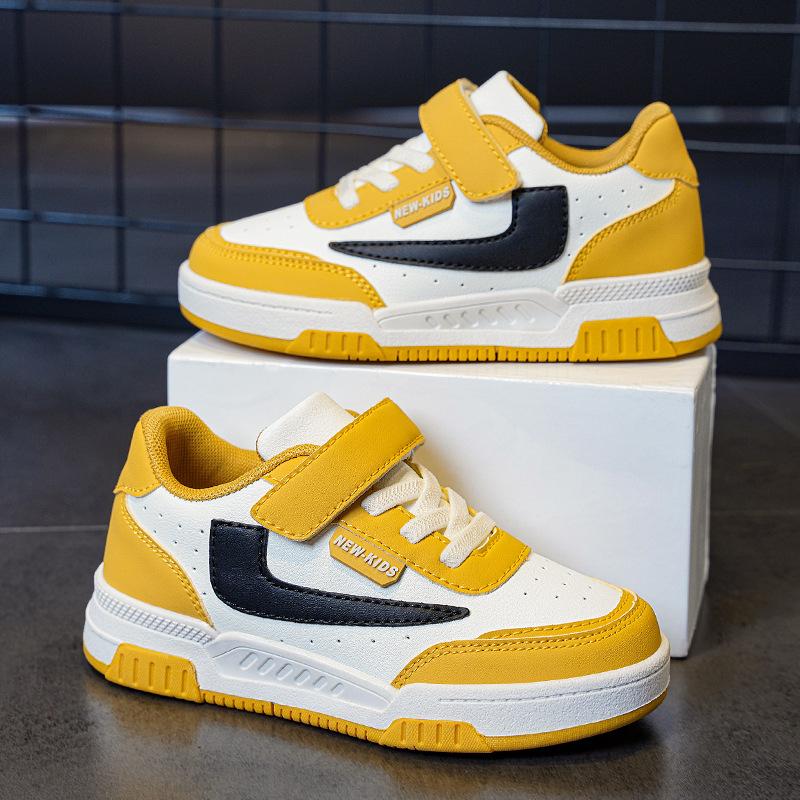 

Маленькие белые туфли для мальчиков весна 2025 новые дышащие спортивные туфли для мальчиков и девочек повседневные кеды для детей среднего и старшего возраста тренд 39