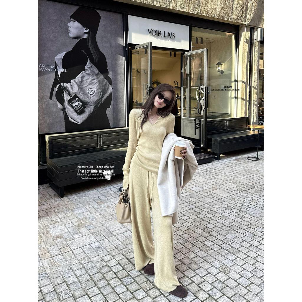 4060 Superniniyy Mulberry Silk Wool V-Neck Flare Sleeve Knit Suit