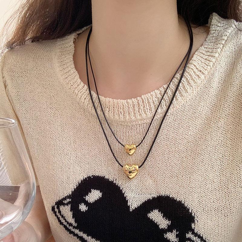 Smooth Three-dimensional Heart-shaped Necklace with Wax Rope, Heart-shaped Collarbone Chain, Layered and Atmospheric Couple Necklace