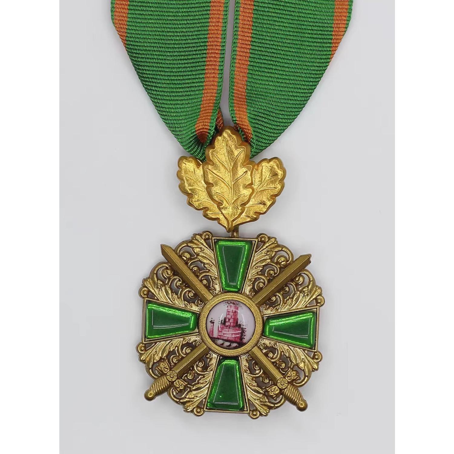 

Расширенная репродукция, Дубовый лист Целлингенский лев (Рыцарь 1-го класса) 1918 — Орден рыцарей Вюртемберга