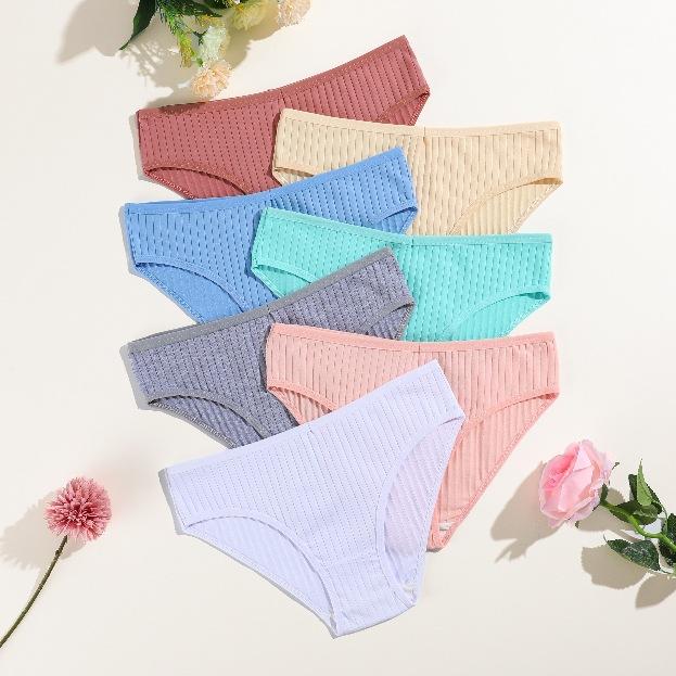 7 Pairs of Women s New Summer Cotton Belly and Hip Breathable Double Layer Low Waisted Briefs S