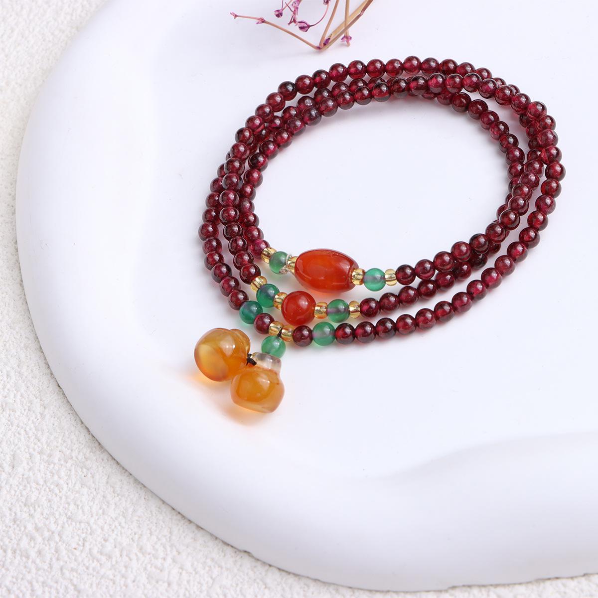 Simple natural three-circle garnet bracelet light luxury double gourd chalcedony beaded bracelet hand jewelry wholesale