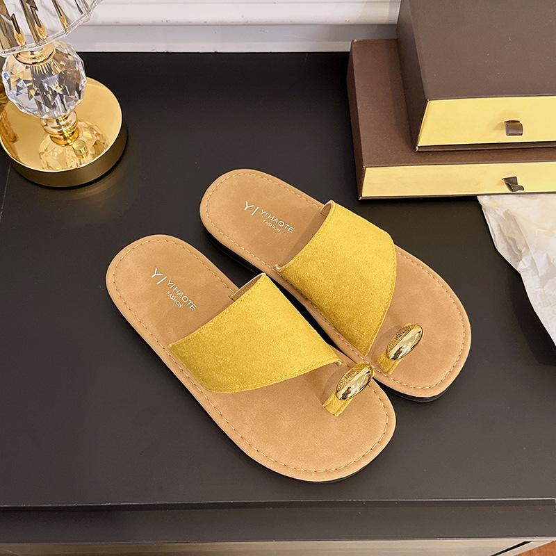 Metallschließe Set Zehentrenner Flip-Flops Damen 2025 Sommer neu Nische flachsohlige Zehensandalen weichsohlige Strandsandalen