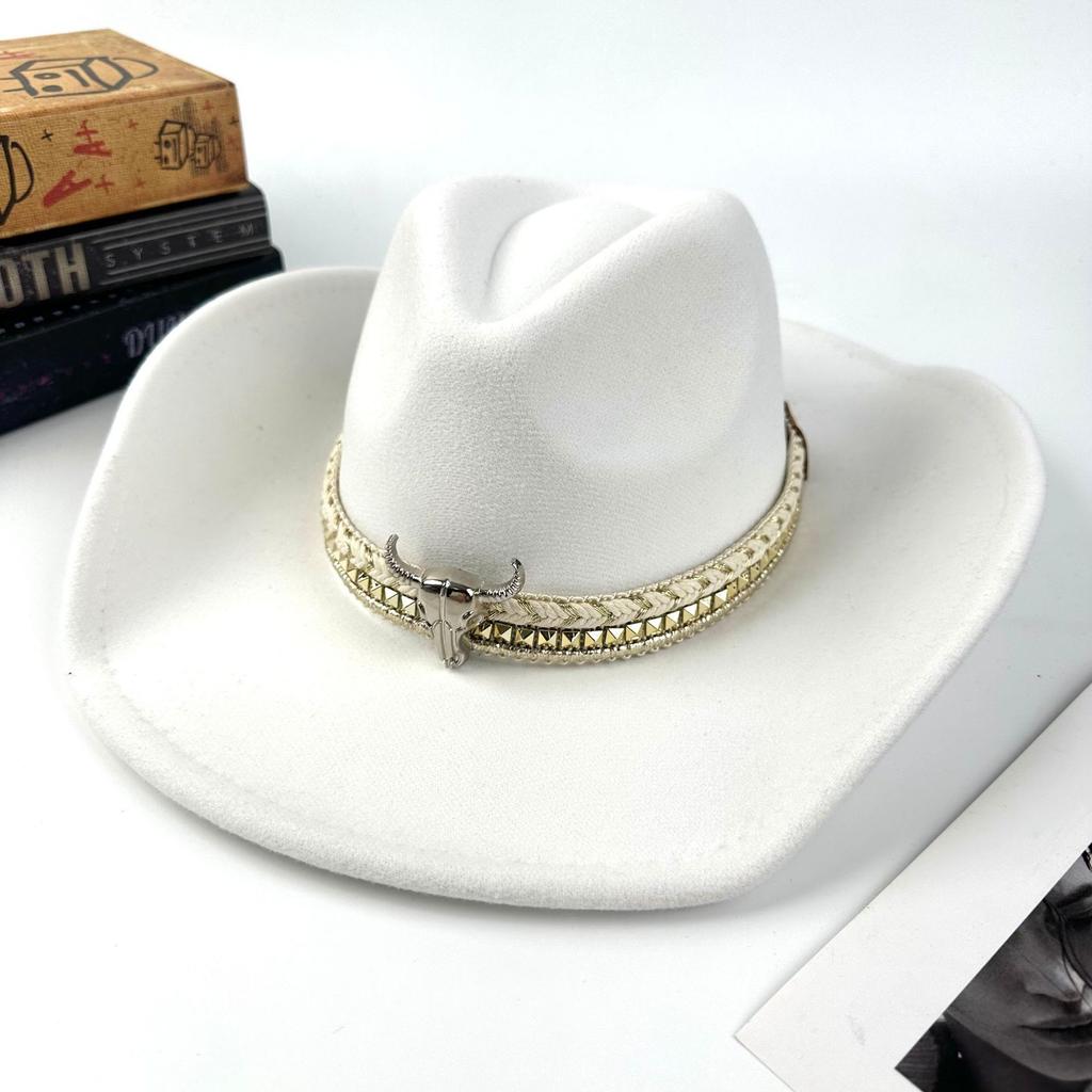 New Western Cowboy Hat Men'S And Women'S Bullhead Peachheart Top Woolen Jazz Hat Big Edge Top Hat
