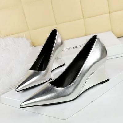 Chaussures pour femmes BIGTREE Sexy Street Style Argent Cuir Verni Escarpins Femmes Talons Compensés Bout Pointu Chaussures de Fête Zapatos De Mujer