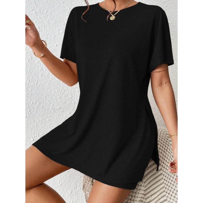 Summer's New Round-neck SuitBatsleeved Top and Three-inch Pants for Casual Wear