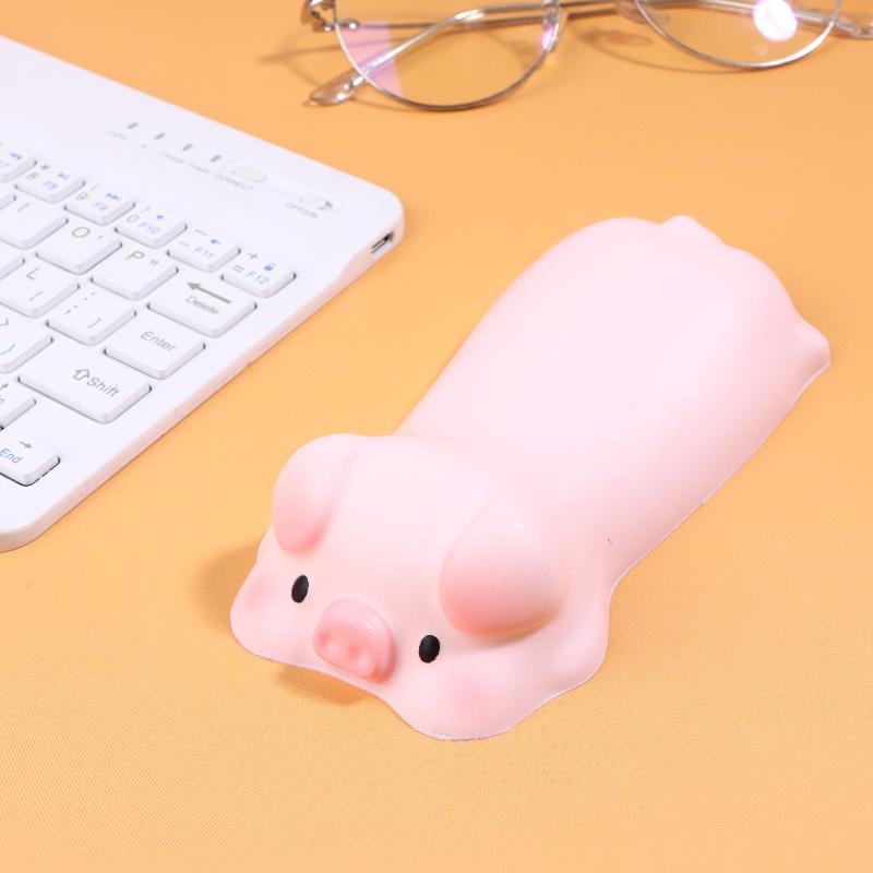 

Decompression Mouse Pad/Wrist Pad Ergonomic Wrist Support Stress-Relieving Toy For Office Computer Desk Gaming Mouse Keyboard Pig