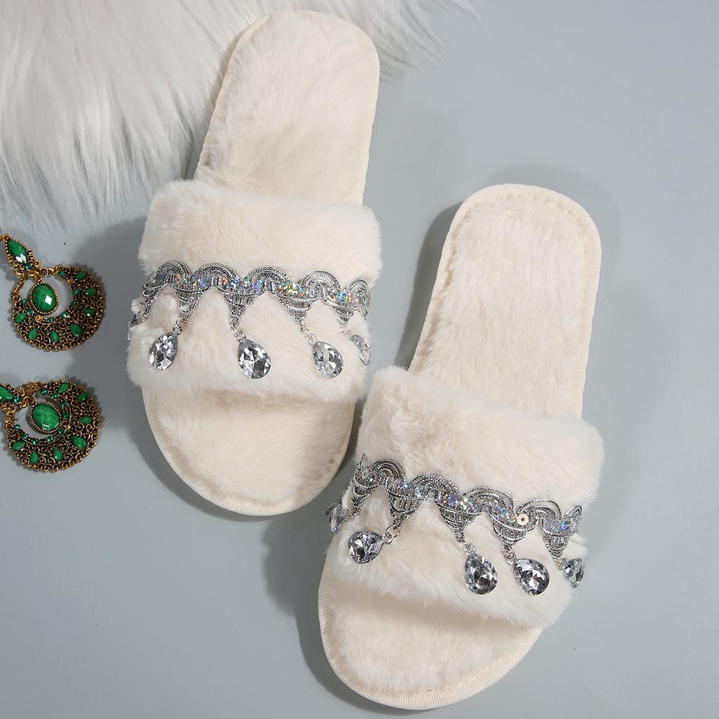 Fashion Crystal Fluffy Women Slippers Home Fashion Luxury Designer Shoes Woman Flat Autumn Winter Faux Fuzzy Fur Slides Indoor Elegant