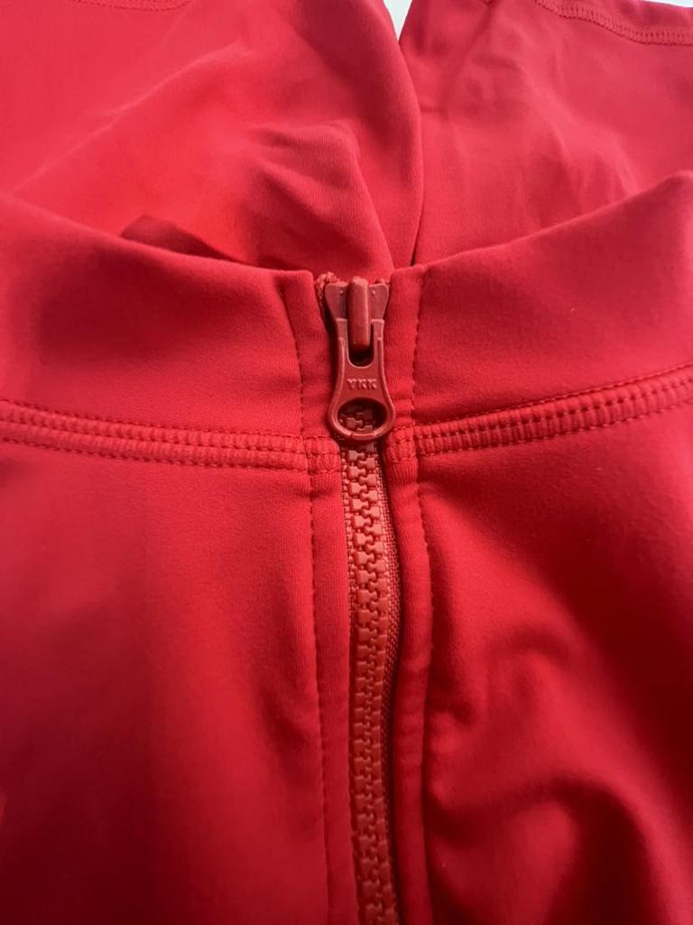 Avrupa ve Amerikan Yoga Fitness Tulumu: Fermuar, Karın Kontrolü, Esnek Vücut Şekillendirme, Seksi Popo Kaldıran Spor Giyim