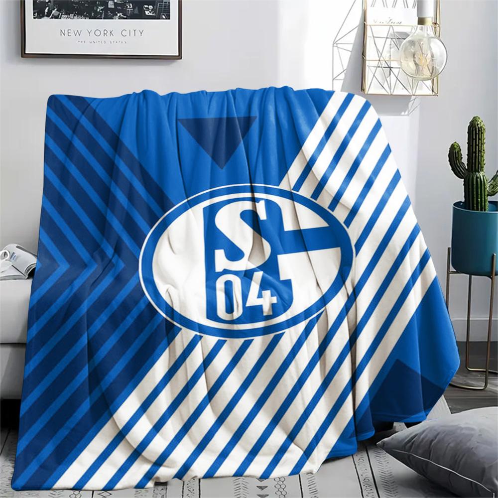 1 szt. Koc Flanelowy z Nadrukiem FC Schalke 04 Wysokiej Jakości Ciepły Komfortowy Pokrowiec na Wszystkie Pory Roku Idealny na Prezenty Wystrój Domu