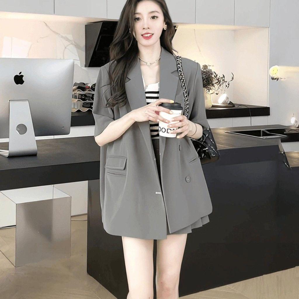 2026 Summer Style: Elegant Short-Sleeve Suit Jacket & High-Waisted Shorts Set for Petite Women