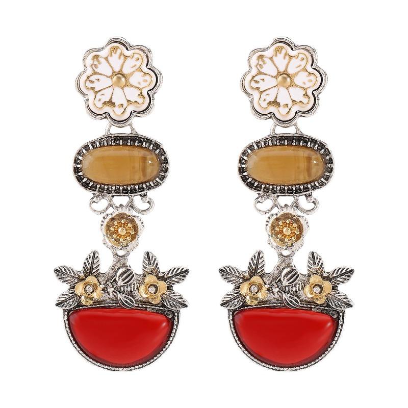 Herbst- und Winter-Retro-Kontrastohrringe Nische High-End-Design Ohrringe Frauen