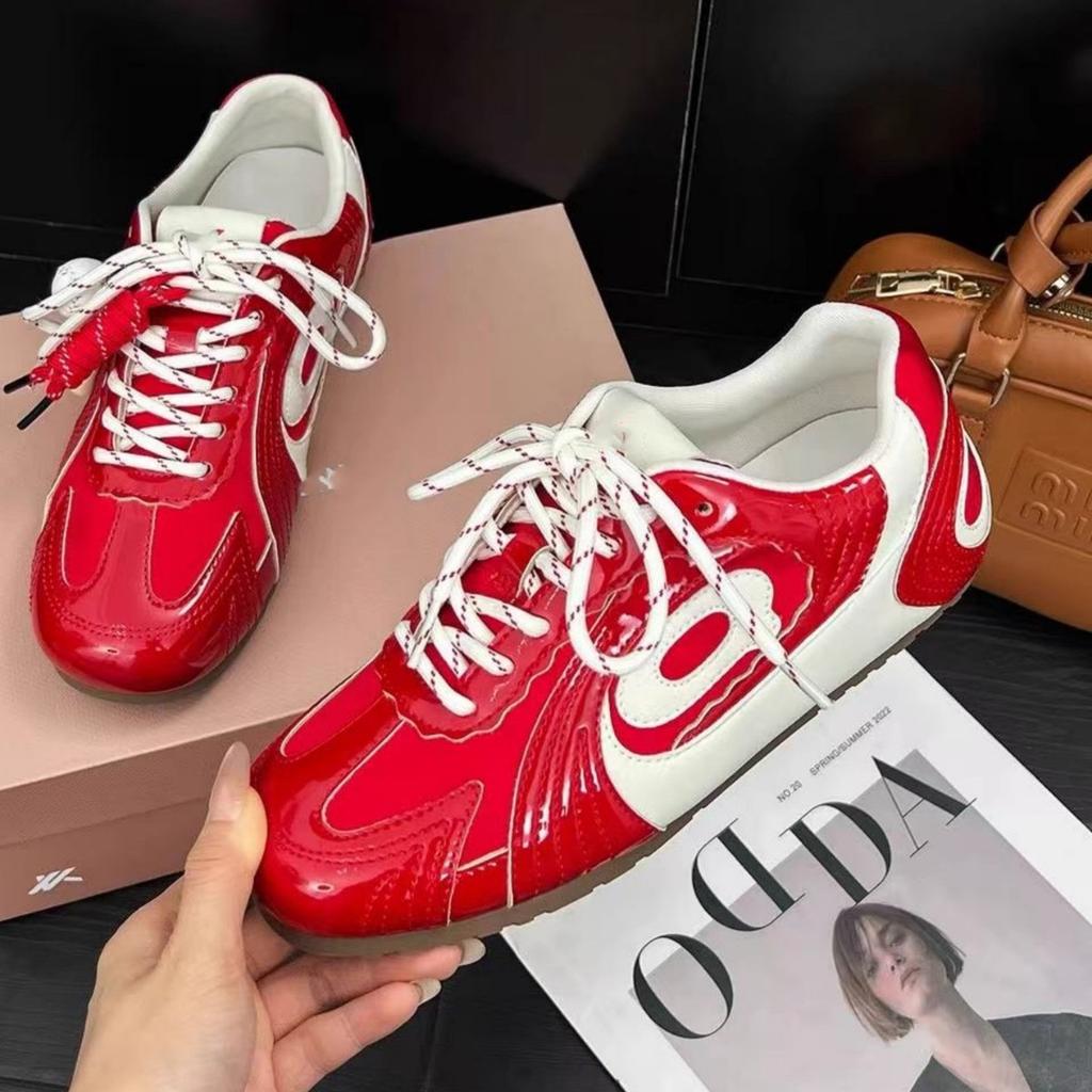 Retro Versatile Baseball Moral Training Shoes Women's 2025 New Comfortable and Lightweight Flat-bottomed Casual Sports Racing Forrest Gump Shoes