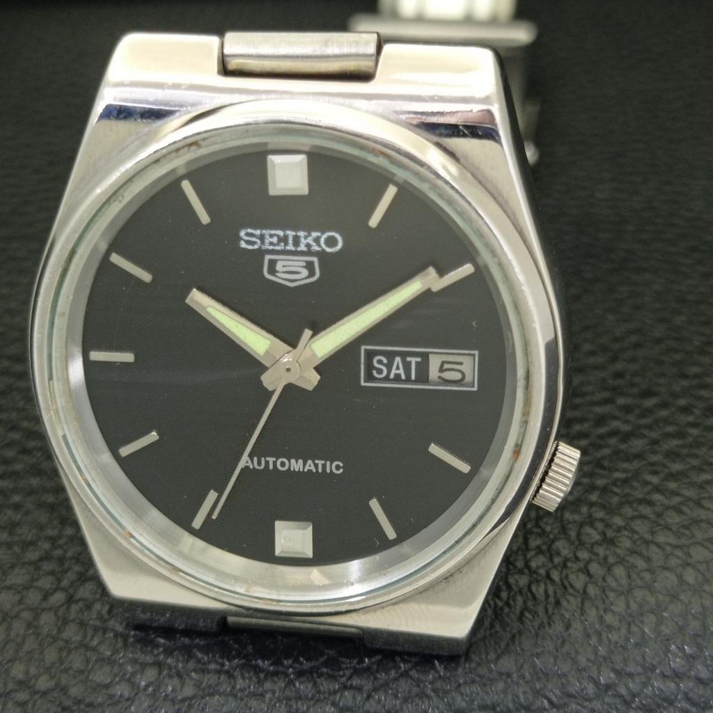 GENUINE VINTAGE SEIKO 5 AUTOMATIC 7009A JAPAN MENS BLACK DIAL WATCH A701594-5 R206b-a701594