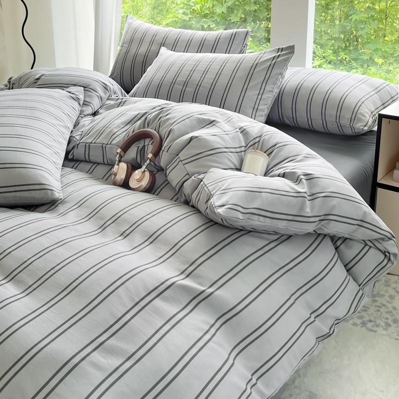 3pcs Simple, soft and skin-friendly duvet cover 3-piece set (1 duvet cover +2 pillowcases) (without core)Striped checkered