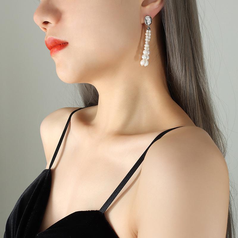 Hong Kong Retro Oval Baroque Pearl Tassel Earrings - Colorfast Fashion Jewelry