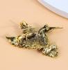 Elegant Vintage Hummingbird Brooch: Sparkling Diamond-Accent Women's Pin