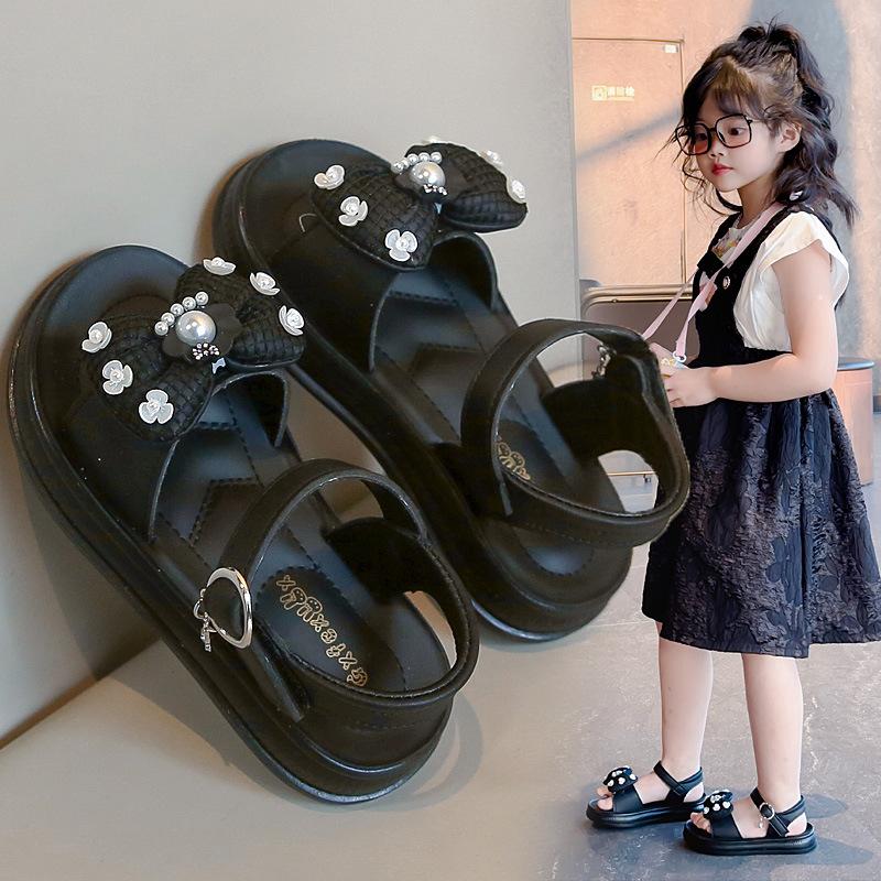 Children's Open-toe sandals2026New Summer Cute Pearl Shell Rhinestone Beach Sandals for Small, Medium, and Large Children