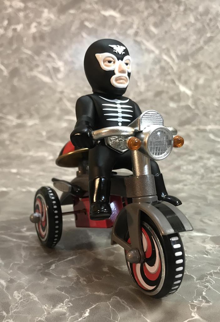 Art Storm EX Tricycle Shocker Bone Combatant Type B Wind-up Tricycle Figure