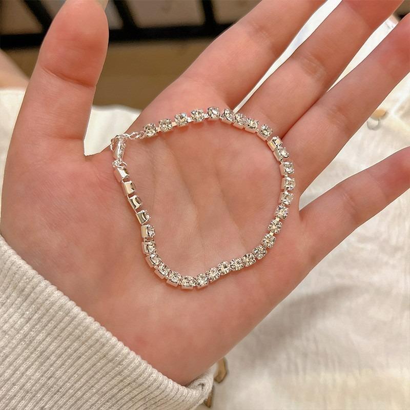 Bracelet Perle Irregulière Forme Spéciale Française Bracelet Femmes Niche Luxe Léger Exquis Doré Demi-Bracelet Bracelet Accessoires