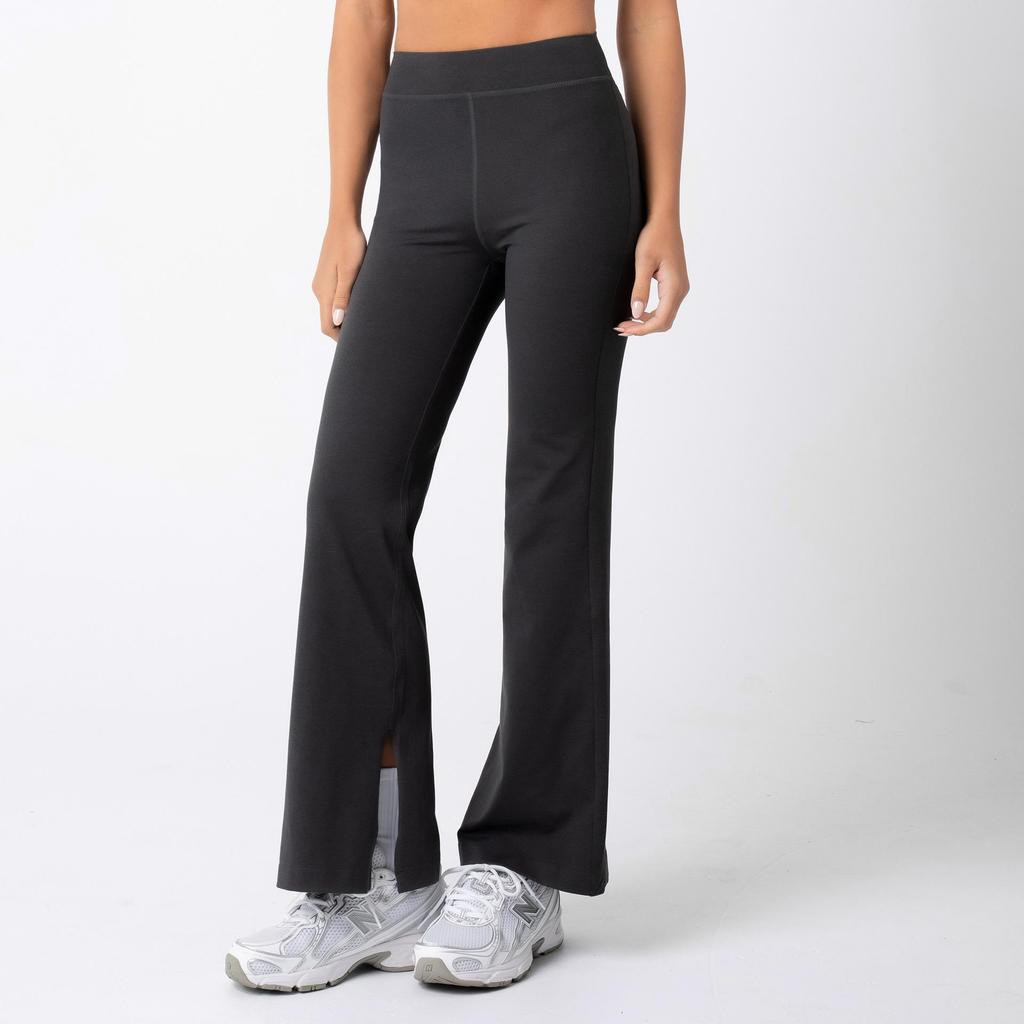12-Piece European & American Yoga & Fitness Sportswear Set