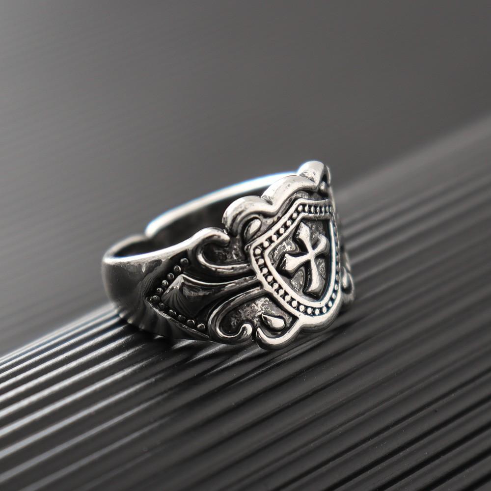 Trendy Retro Knight Shield Cross Ring Charming Men's Ring New Fashion Cross Amulet Jewelry Hip Hop Punk Accessories Party Gift