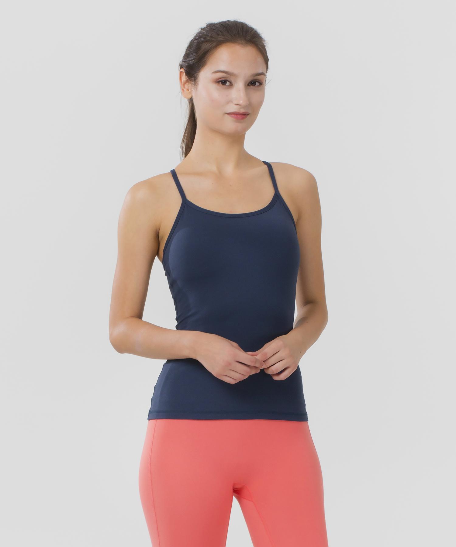 Reina Mora Poses To Tank Oxford Blue Blue/[M-55-66] T201