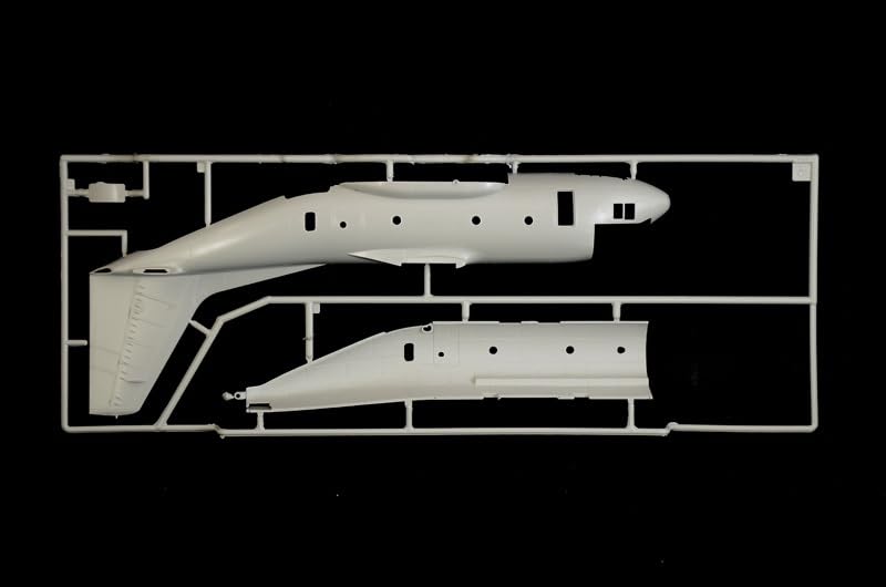 Platz Italeri 1/72 Scale American C-27J Spartan Transport Plane Plastic Model Kit IT1450 (Airplane)