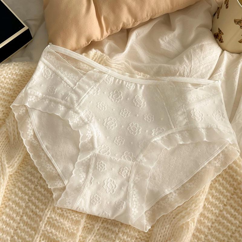 Ladies Spring and Summer Sweet Sexy Hollow Lace Pure Desire Wind Pure Cotton Waist Triangle Briefs