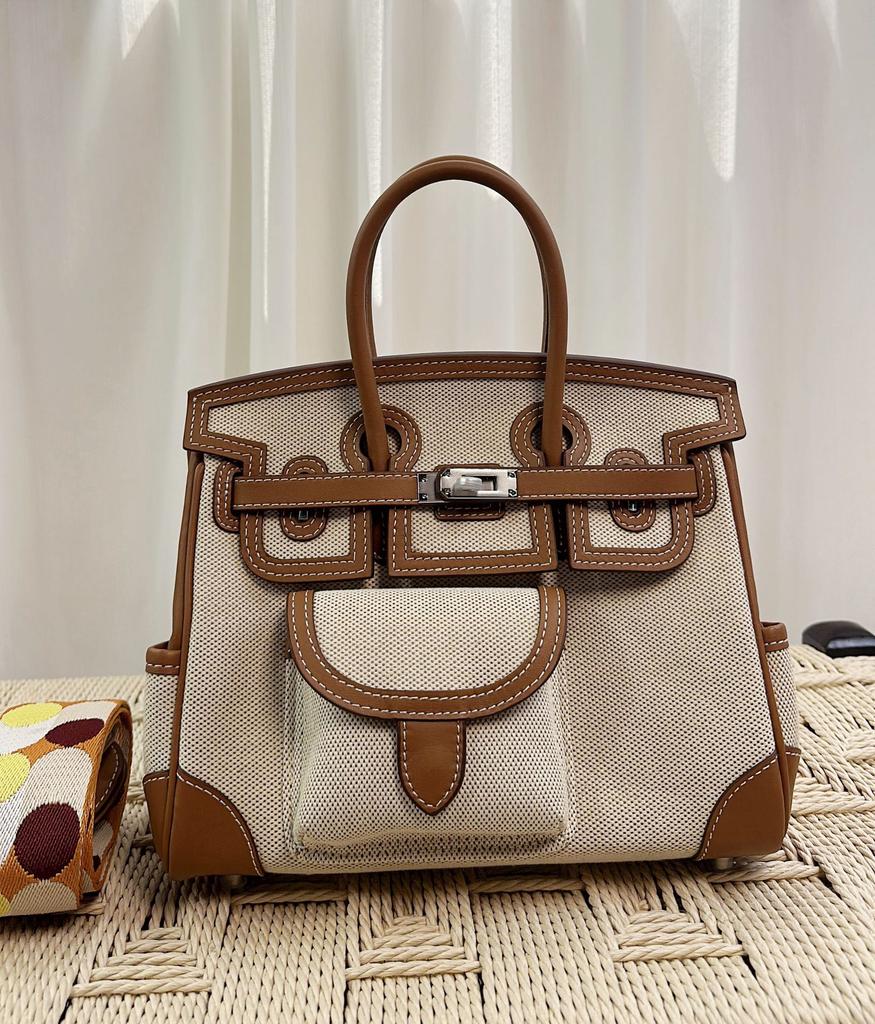 Italian Leather-Trimmed 25cm Cowhide Stitched Ladies' Handbag With Large Capacity Single Compartment And Detachable Shoulder Strap