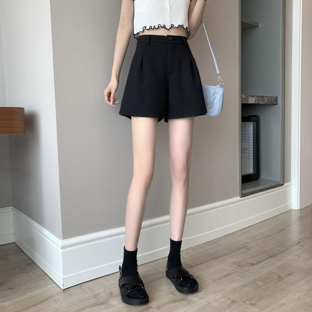 2024 Autumn/Winter Plus Size High Waist Woolen Wide Leg Shorts for Women - Black Casual Slimming Booty Shorts