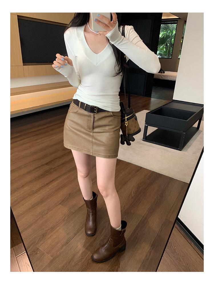 Melanoid V-Neck Coffee T-shirt: Women's Slimming Long Sleeve Base Layer for Autumn/Winter