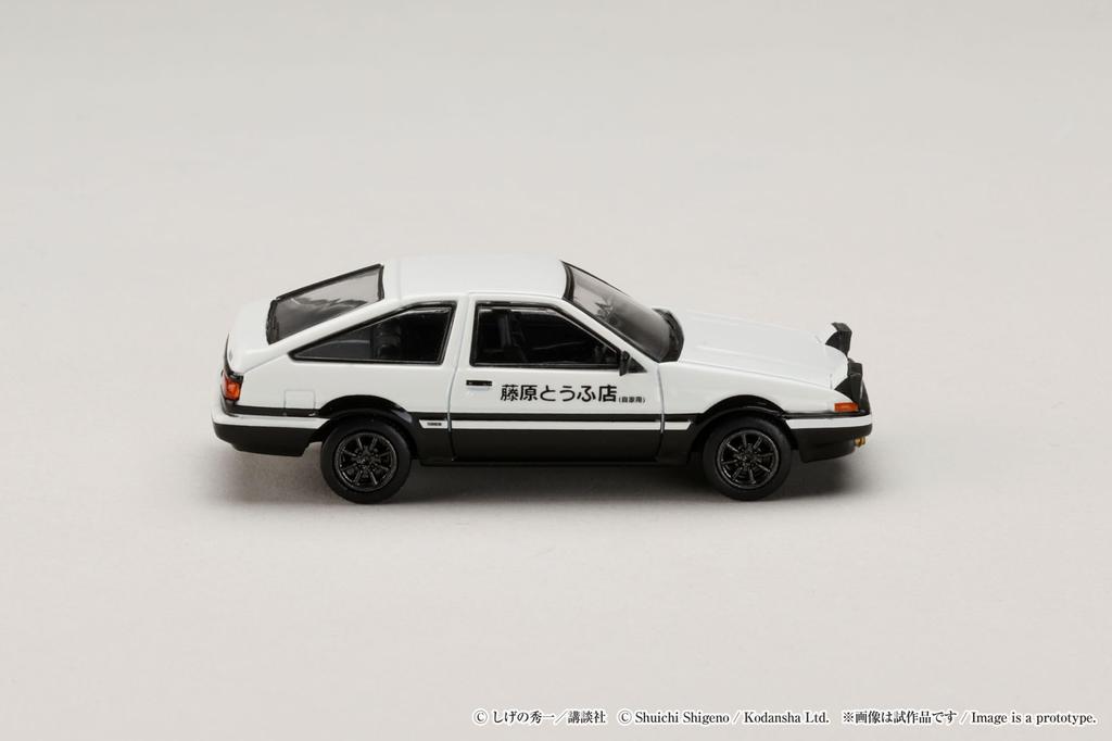 HobbyJAPAN Initial D 30. výročí Blistrové balení Dioráma Set Série 164 Toyota SPRINTER TRUENO (AE86)  Initial D Takumi Fujiwara VS Keisuke