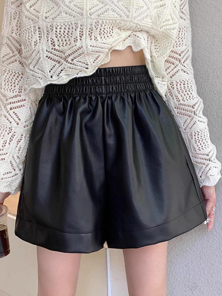 PU Leather Women’s High-Waist A-Line Shorts – Autumn/Winter 2025 Black Fashion Wide-Leg Casual Pants