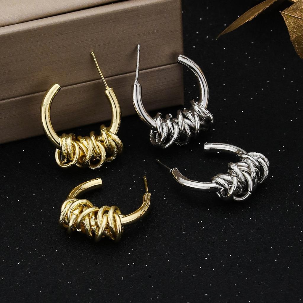 Retro Personalized Winding Earrings, High-End Sense Light Luxury Personalized Earrings, Women'S Exaggerated Cold Wind Earrings