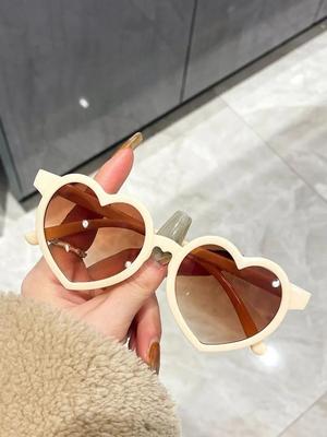 Heart-shaped Sunglasses For Children, Cute And Sun-protective.