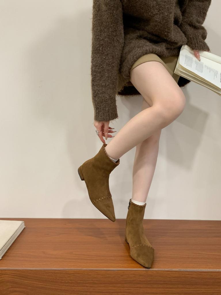2025 autumn and winter new pointed low-heeled short elastic boots women's fashion boots thin boots side zipper suede Martin boots