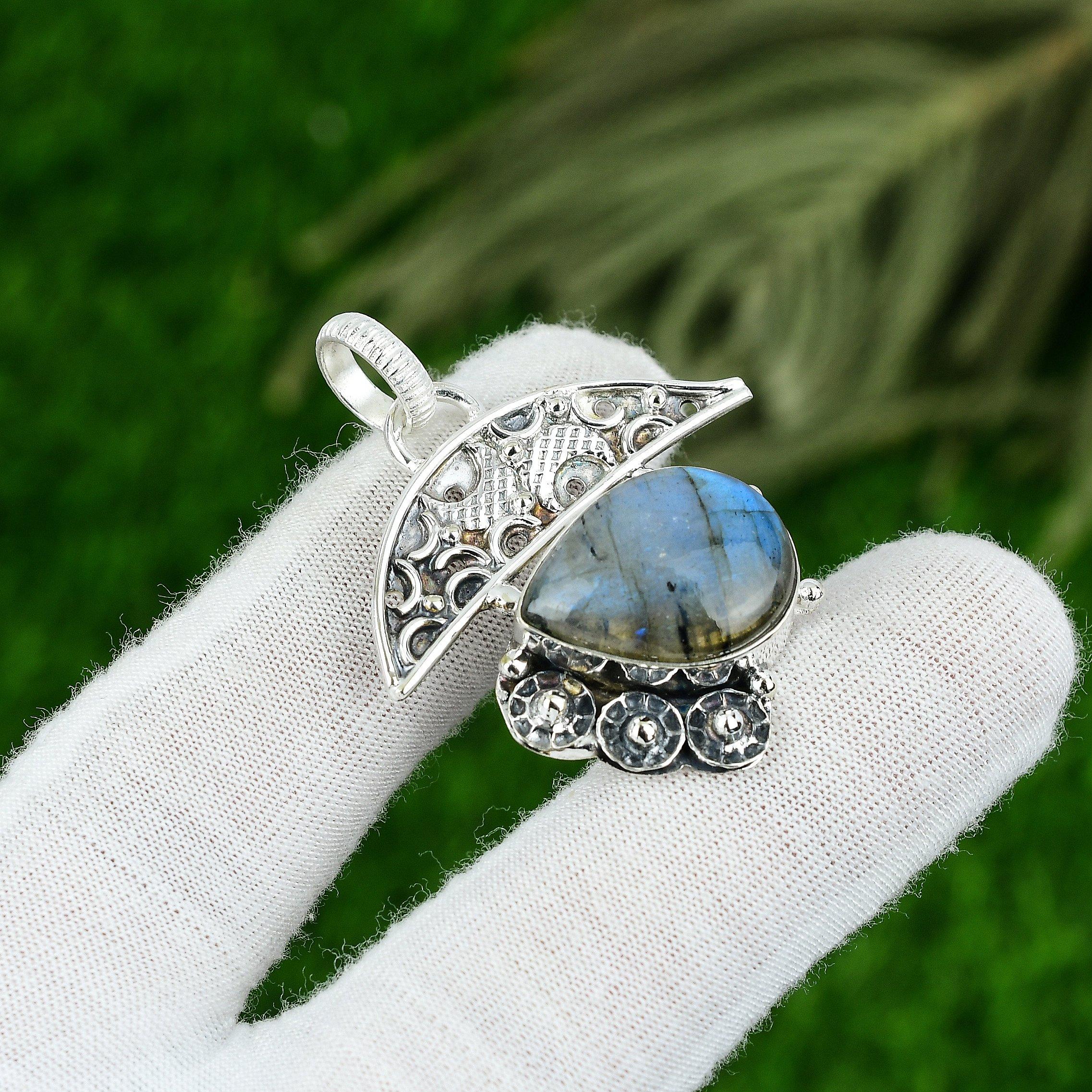 

Natural Labradorite Sterling Silver Daughter Bezel Third Eye Chakra Boho Pendant