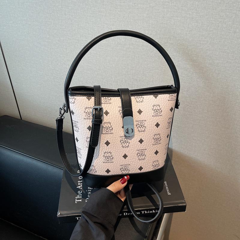 

Premium small bag women s new niche texture handbag versatile bucket bag shoulder messenger bag чёрный