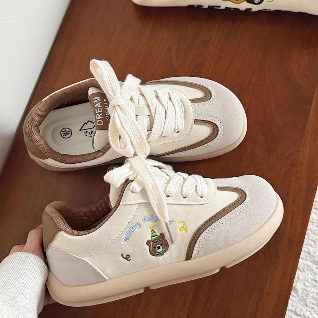 2025 spring and autumn new fashionable high-value retro versatile casual board shoes female campus student sports white shoes