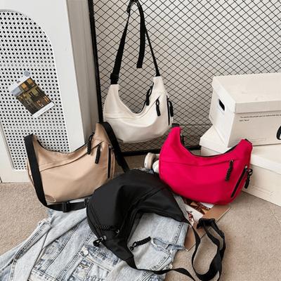 Sac bandoulière en toile et nylon Style coréen Sac boulette Mode Sac à bandoulière en tissu Oxford Voyage