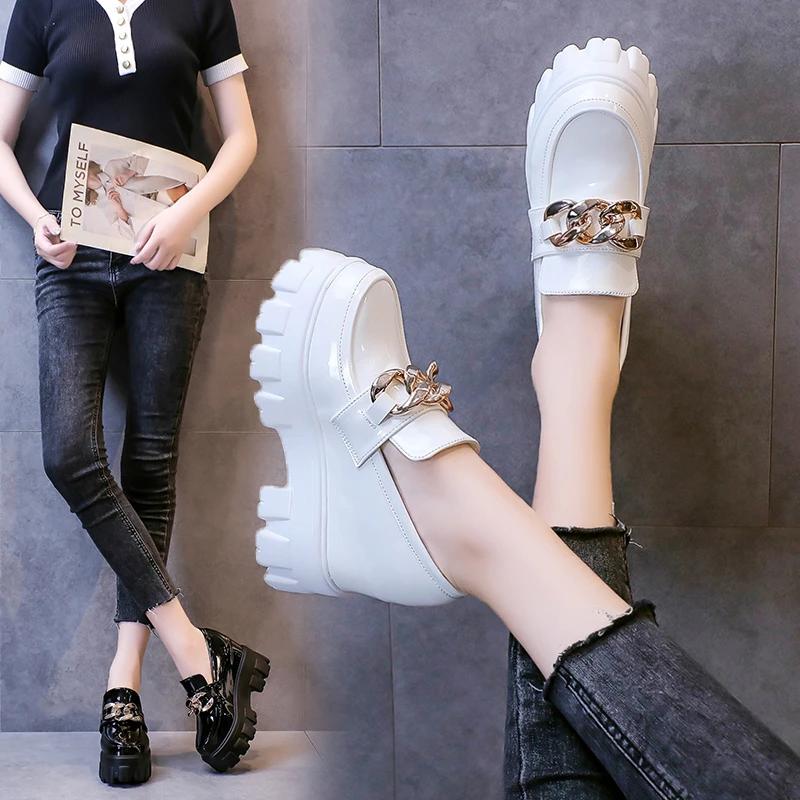 Fashion Spring Autumn Women Patent Leather Chunky Sneakers Breathable Chain High Heels British Style Platform Casual Shoes Woman 10cm