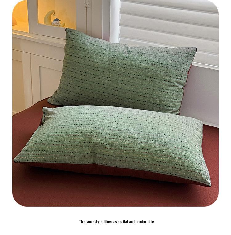 Double-Layer Gauze Cotton Printed Bedding Set - 3 or 4-Piece Options