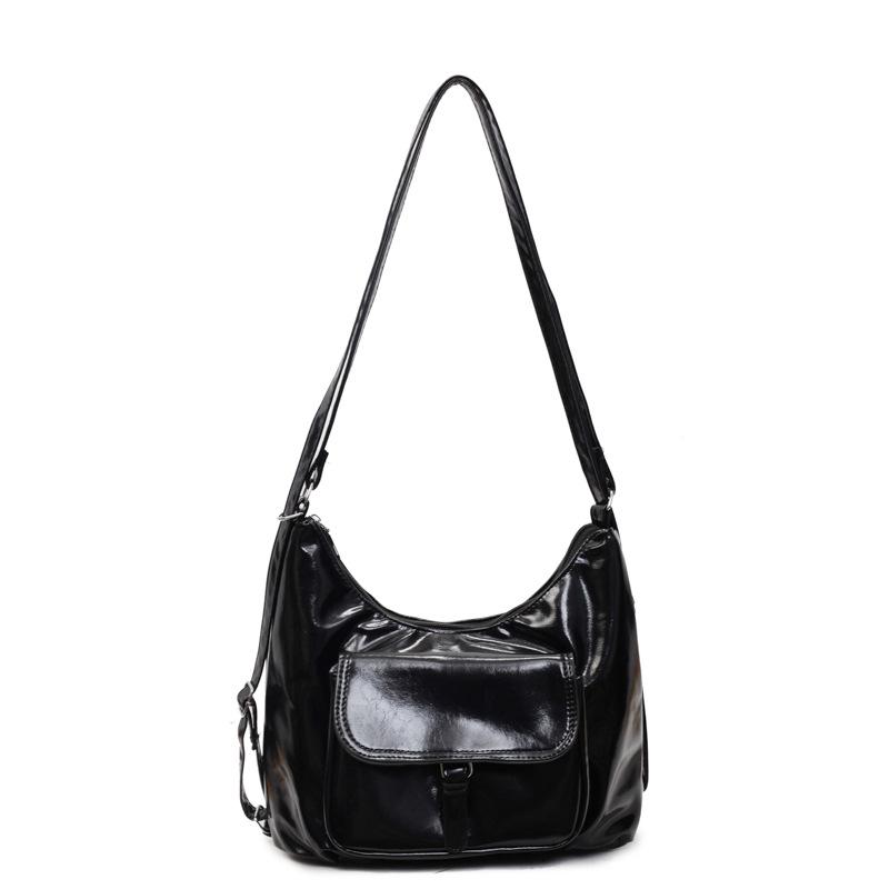 Largecapacity tote bag women s autumn new highend commuting multifunctional oilskin shoulder bag чёрный