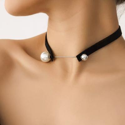 Accessoires, Col en velours concave style Hong Kong, Collier simple et personnalisé avec une perle d'imitation à un mot