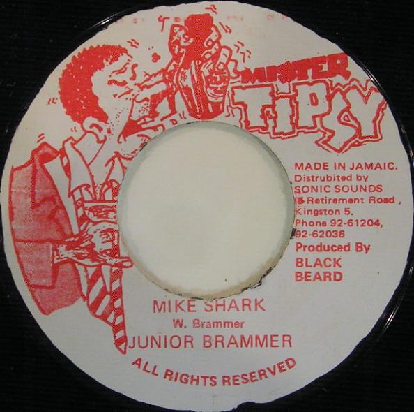 

7-дюймовая пластинка JUNIOR BRAMMER THE RING CRAFT POS Mike Shark Fight Over Mike NONE Mister Tipsy 1985 Ямайка Регги Ска Даб Б/у
